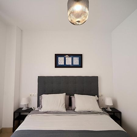 Apartamento Malaga Centroアパートメント エクステリア 写真